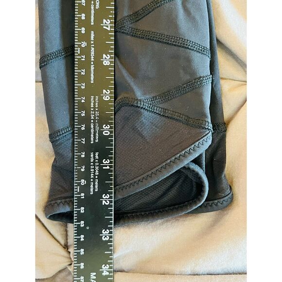 Lululemon High Rise Tight Mesh Panel Tiered Ankle 6 - Picture 6 of 8